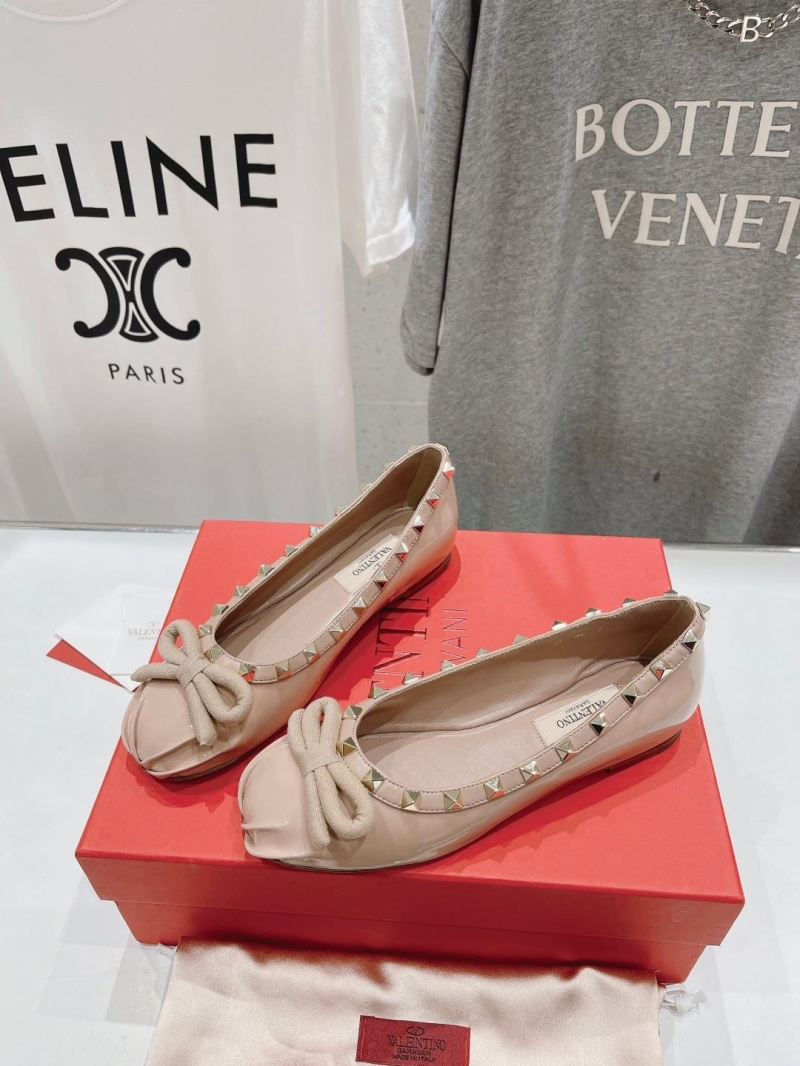 Valentino flat shoes